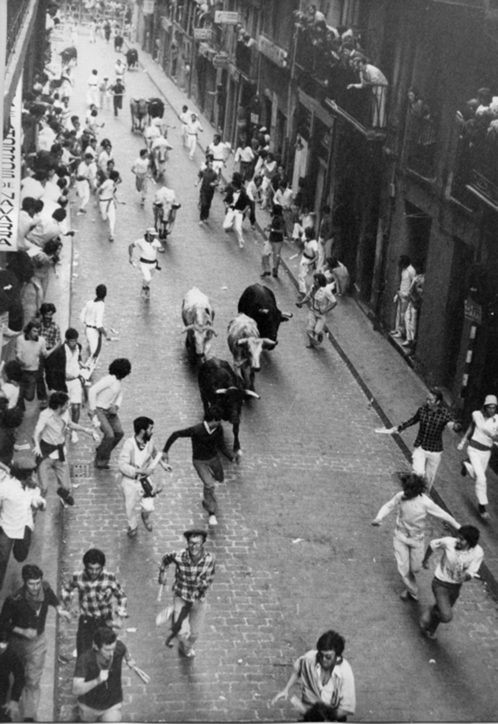 Historic elevated view of the Running of the Bulls in Estafeta