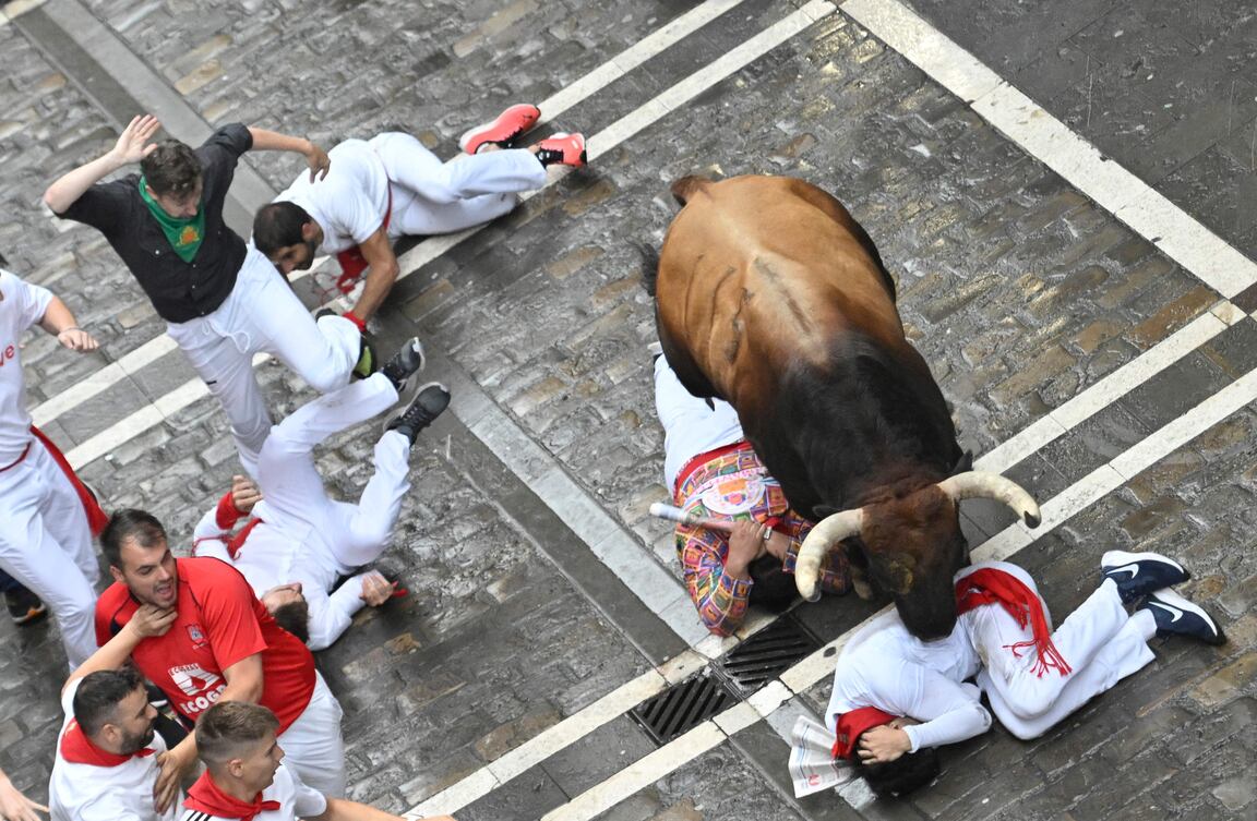 pamplona running of the bulls balcony experience